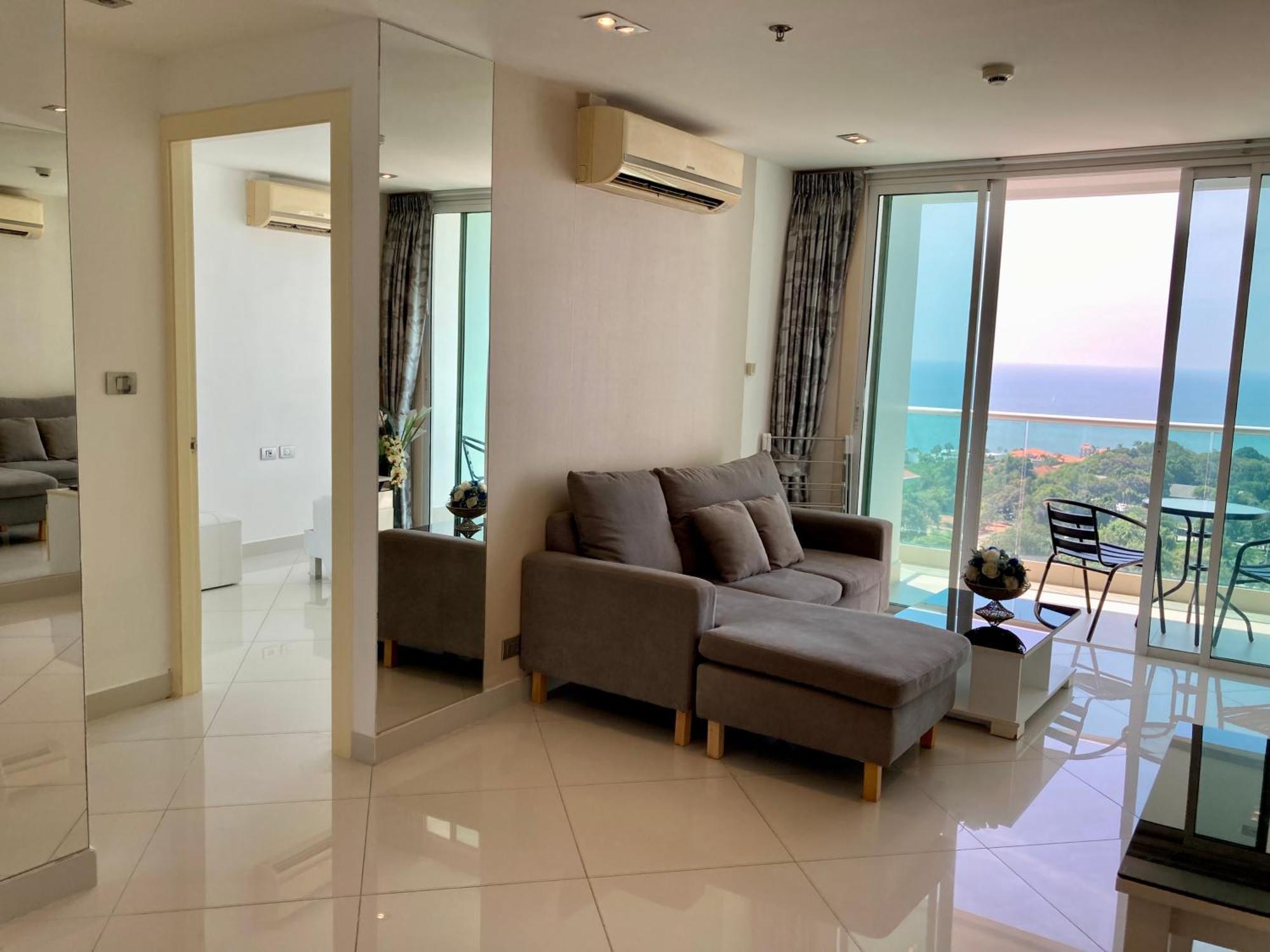 The View Cosy Beach By Pattaya Sunny Rentals Oda fotoğraf